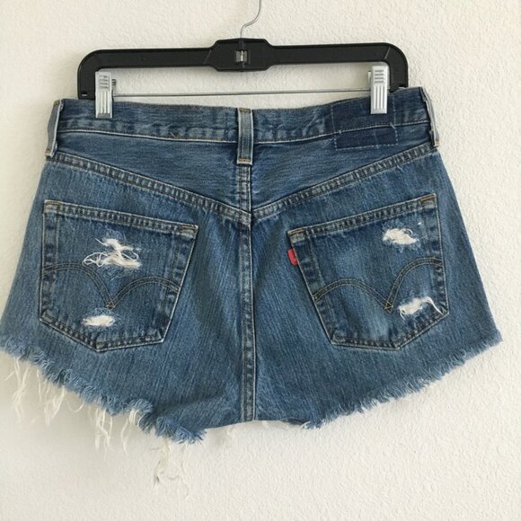 Furst Of A Kind Levi's Womens 28 Denim Shorts Distressed Button Fly Cotton - Picture 12 of 16